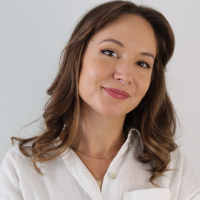 Julia Mitrović Julia Mitrović